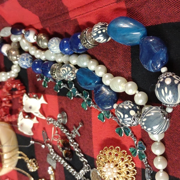 Vintage Jewelry Lot Signed Rhinestones Sterling Silver Glass Jade Unique Vintage - Picture 15 of 16